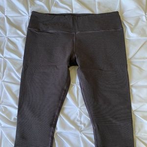 2 Pairs of Glyder Leggings Size L